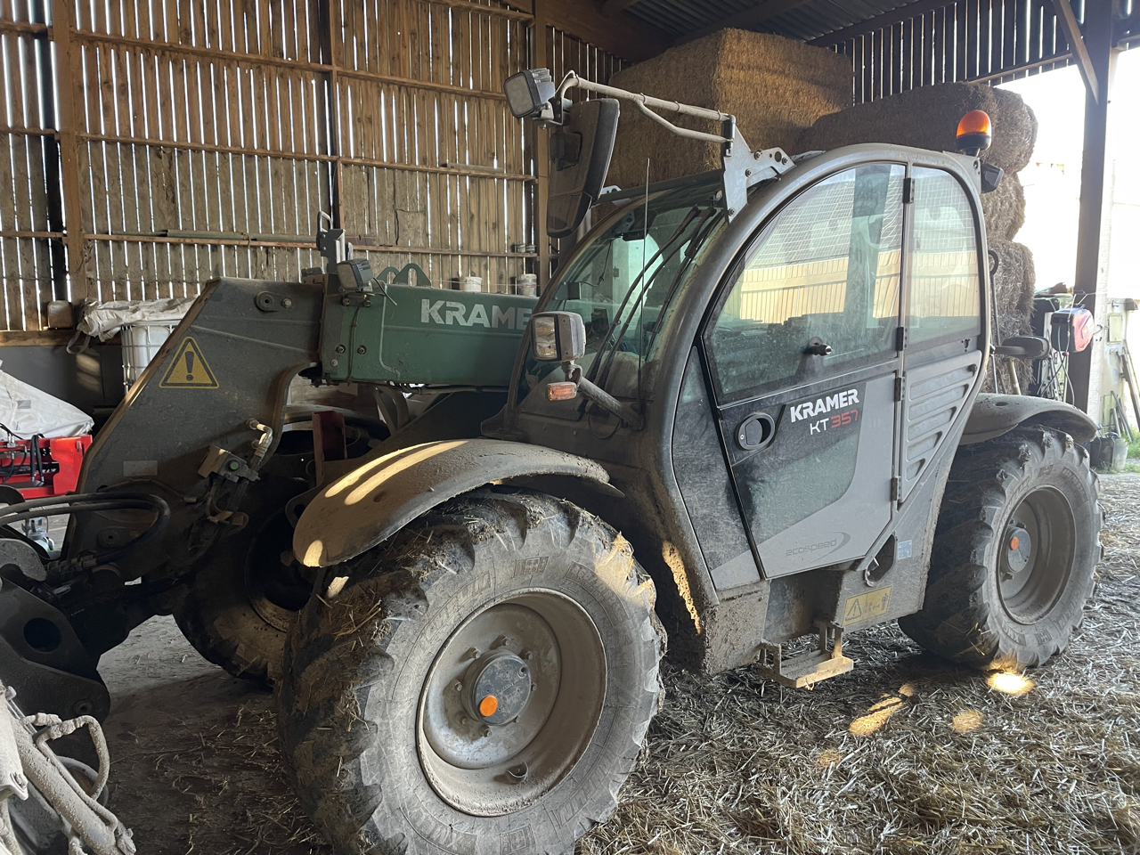 69297005eec677fb47a93fb5