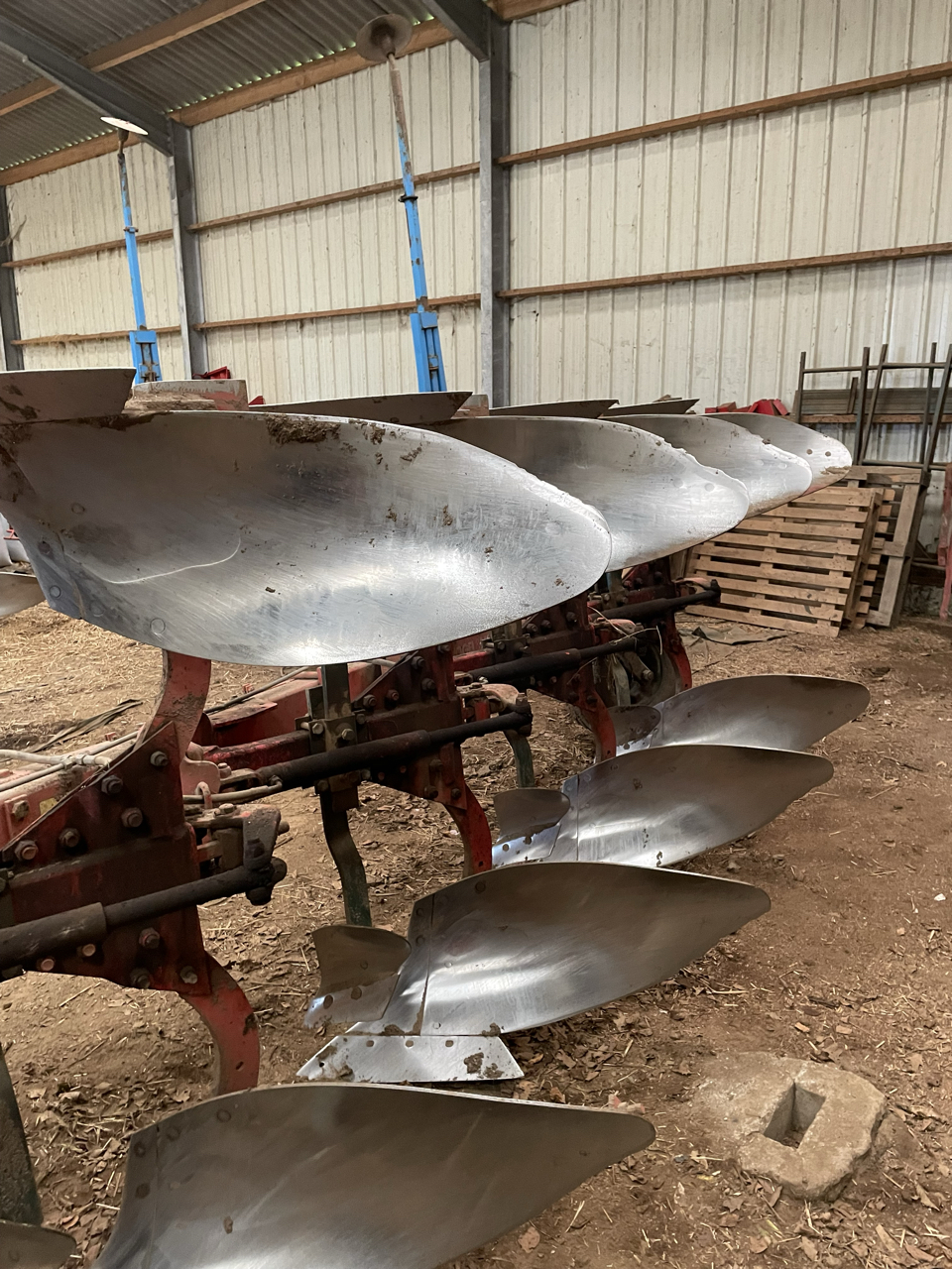 69492d8a88d87befb4128322