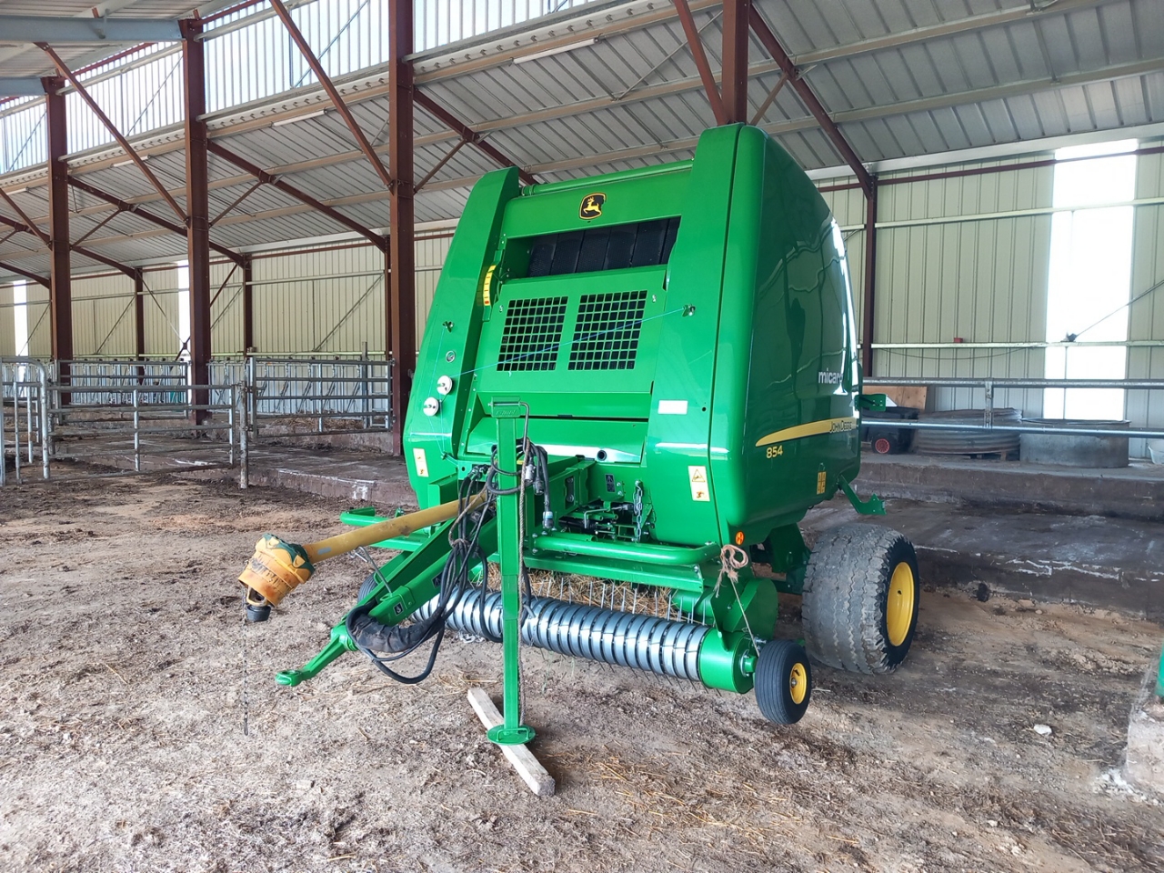 6901f63be80650842e26ad3d