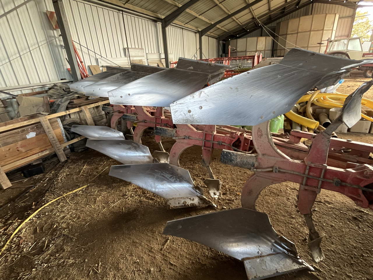 697a0c996318c70c05cdd415