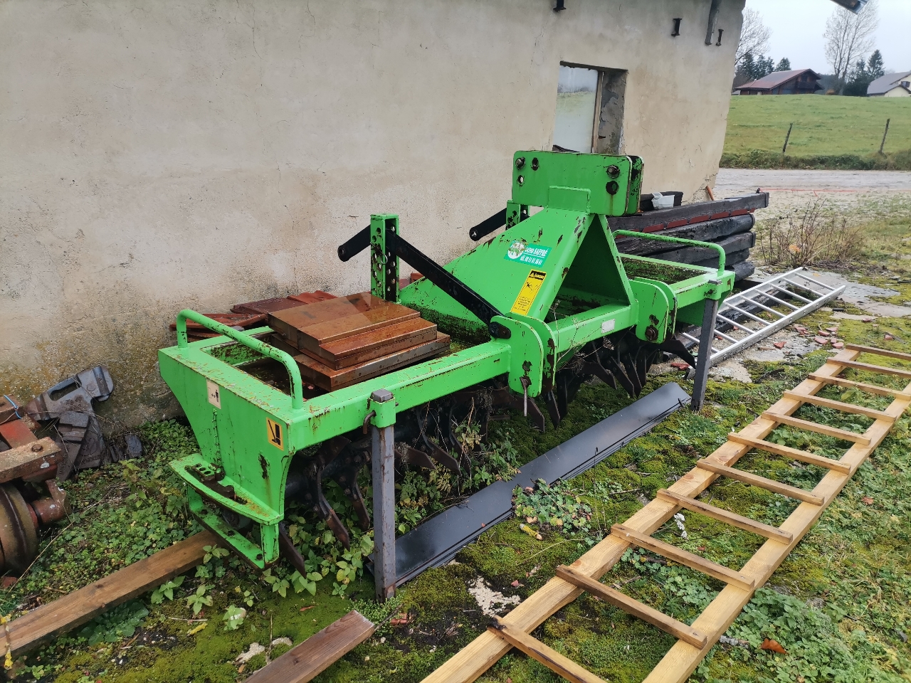 693986e6eec677fb47a94156