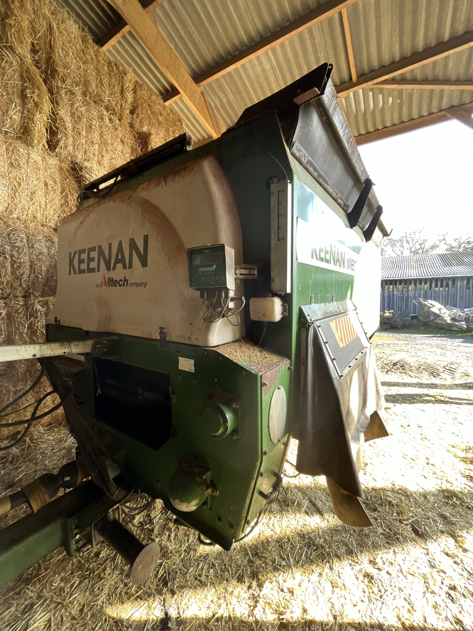 6990570404abcadae174ed8c