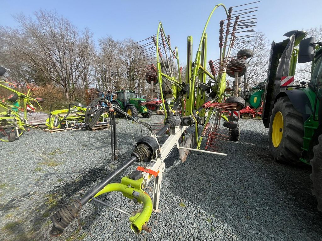 698b116a6ce0a5679e36b24e