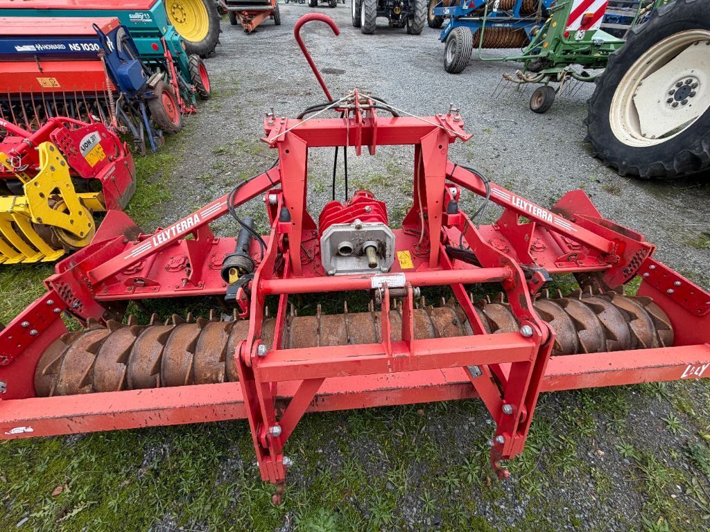 692d8d90eec677fb47a93fe6