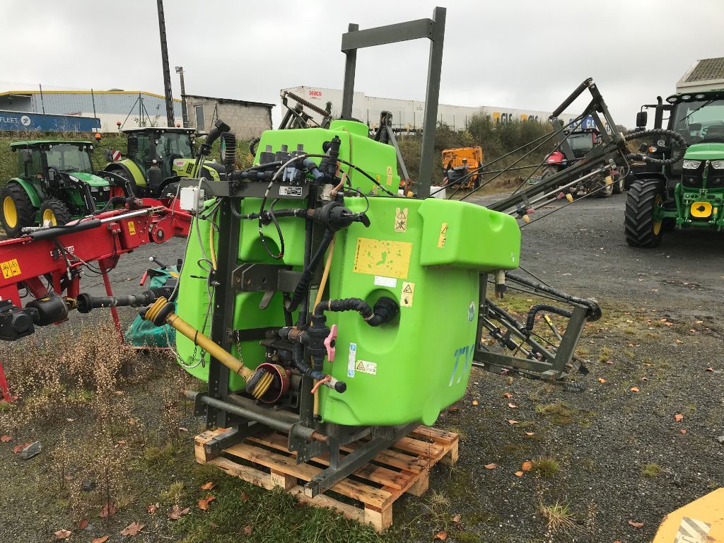 6877600b7a4a1edbea46fe67