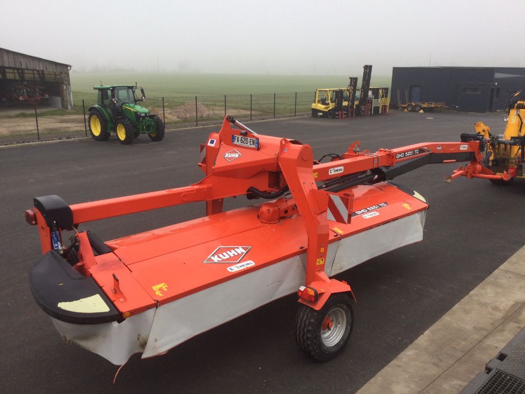 697cb29e190a4c7dbfda5b54