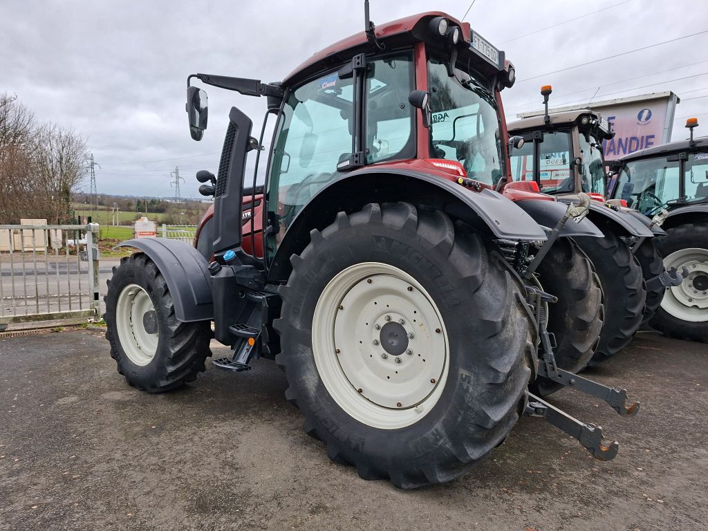 6926a709eec677fb47a93f29