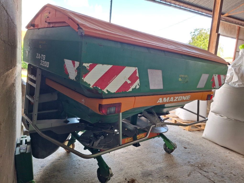 692769c4eec677fb47a93f63