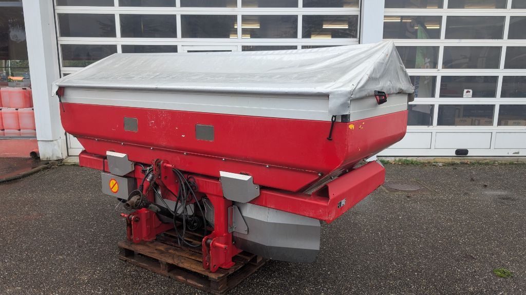 69205516eec677fb47a93ee4