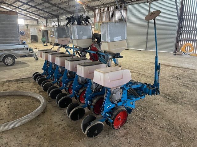 69296fdeeec677fb47a93fb4