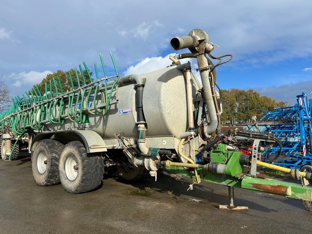 68c26c5d6577e7c18c6d2ac1