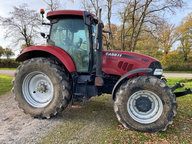 6939720feec677fb47a9414d