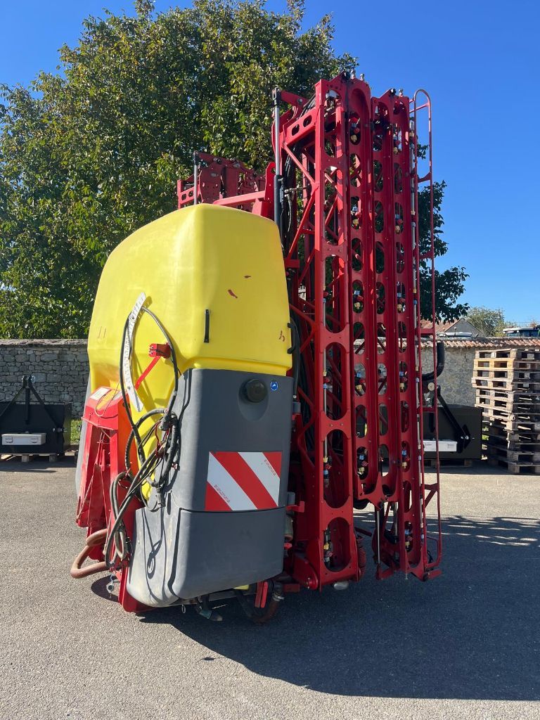 68df9da0d75ee3d690e0d4d9