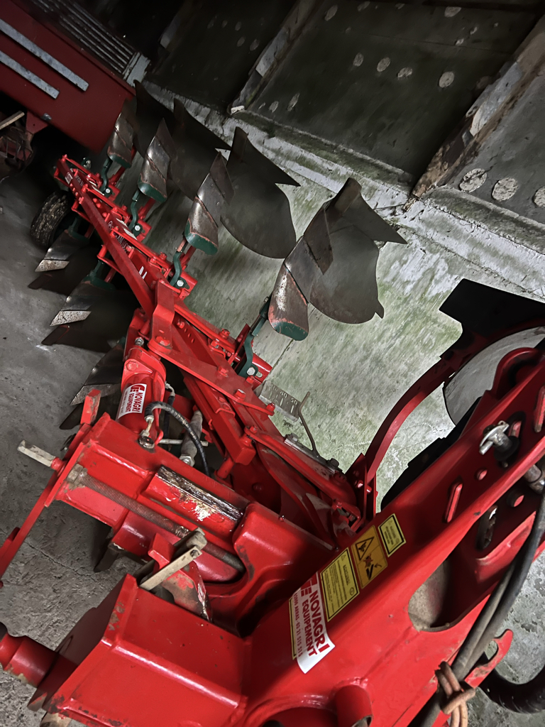 697c918c190a4c7dbfda5b18