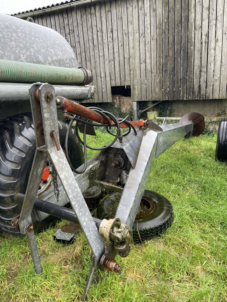 699056e604abcadae174ed7c