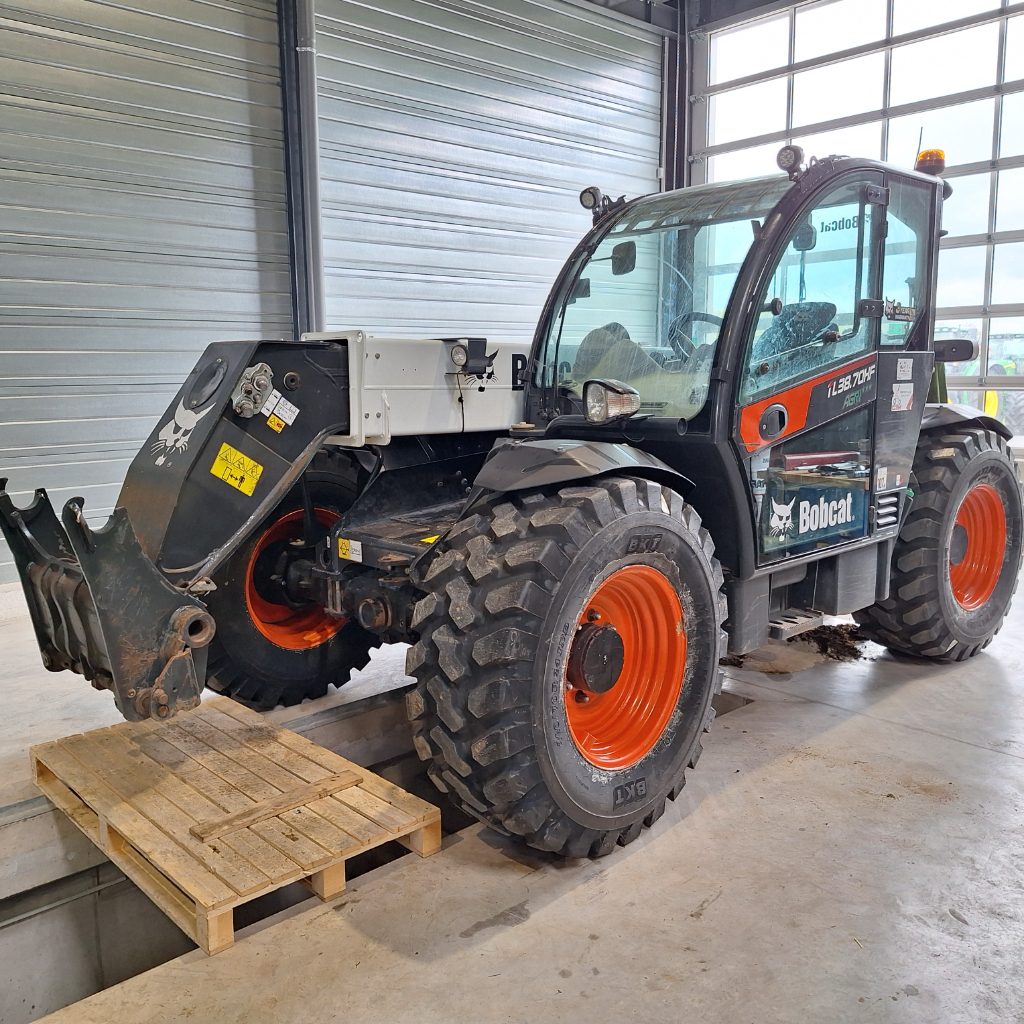 697cb2d4190a4c7dbfda5b78