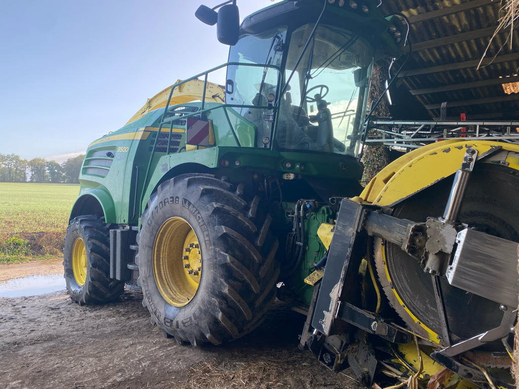 68ee05e4b216a27ffc14f356