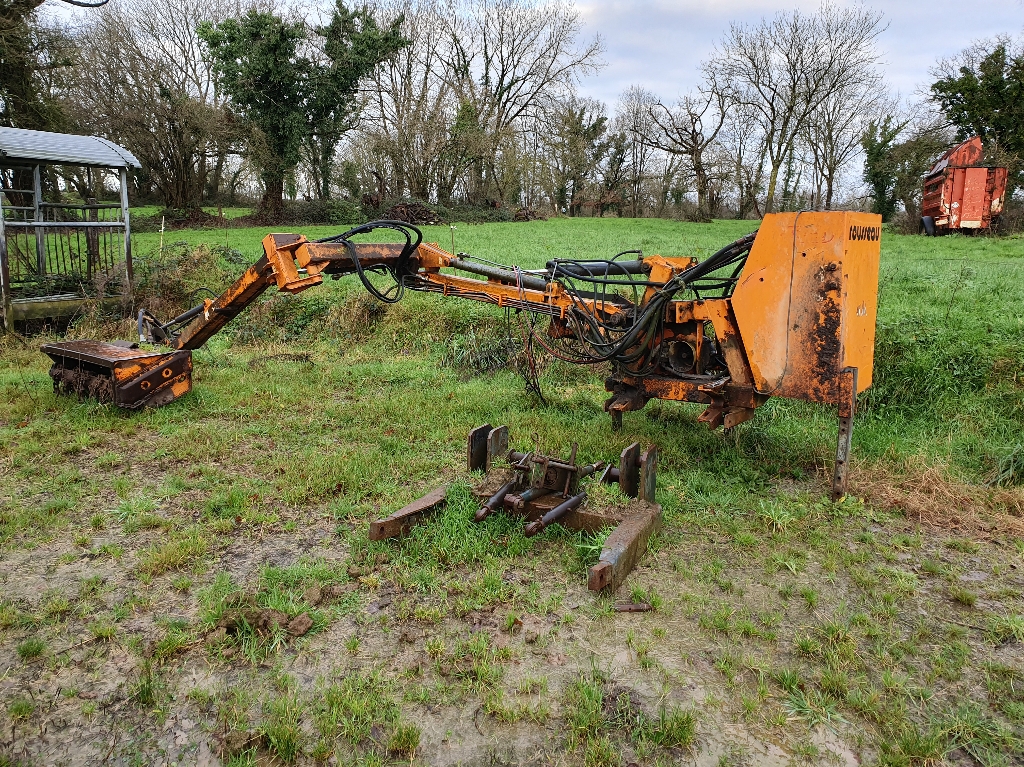 6955447888d87befb41284bb