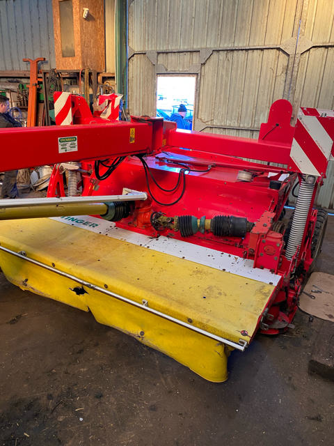 693197d7eec677fb47a940cb