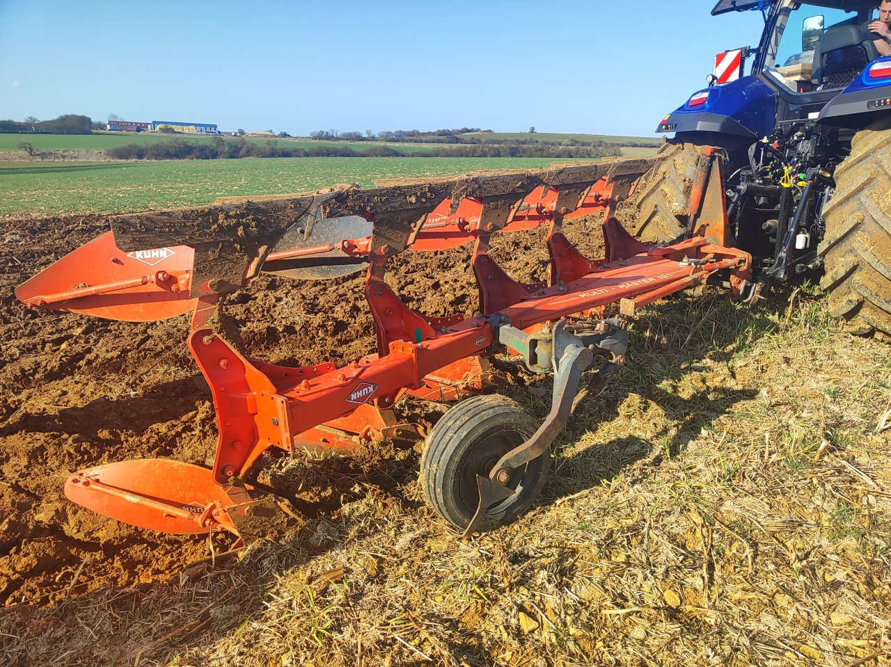 695276af88d87befb41283eb