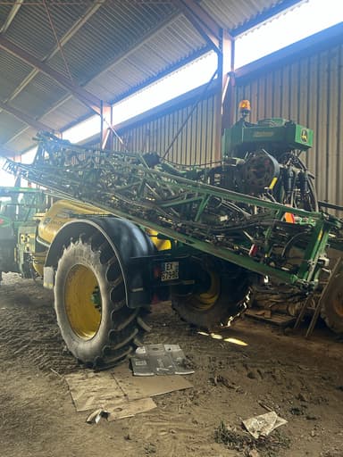 Pulverisateur JOHN DEERE M944i - photo 4