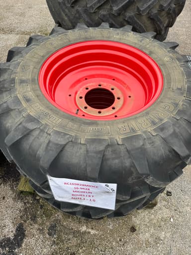 Pneumatique MICHELIN 16,9R28 - photo 2