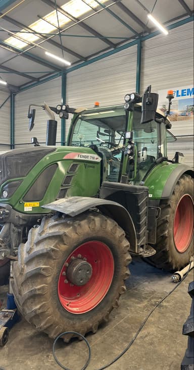 Tracteur FENDT 718 VARIO POWER + - photo 2
