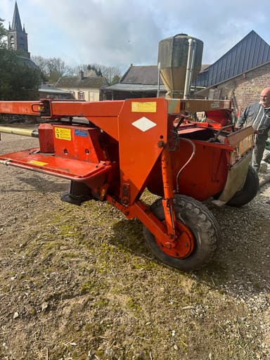Faucheuse KUHN FC250 - photo 4