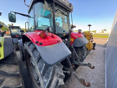 Tracteur chargeur MASSEY FERGUSON 5612 DYNA-6 - photo 4