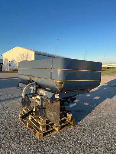 Epandeur engrais BOGBALLE 1600 LITRES - photo 5