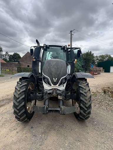 Tracteur VALTRA T234 - photo 2
