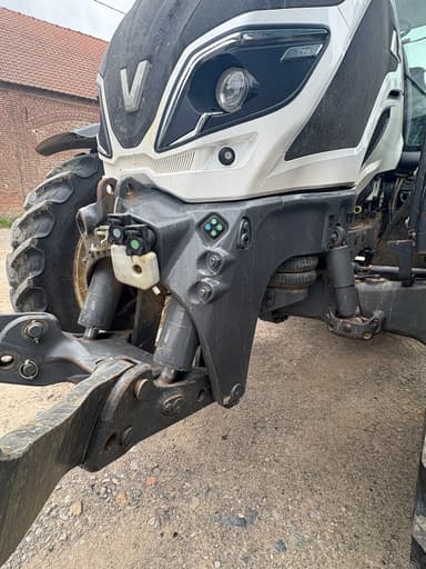Tracteur VALTRA T234 - photo 5