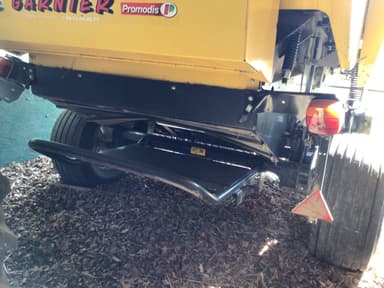Presse balles rondes NEW HOLLAND BR7060 - photo 3