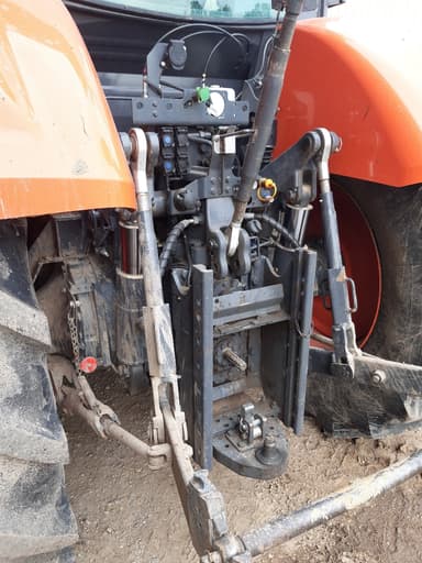 Tracteur chargeur KUBOTA M7-133 - photo 5