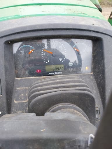 Tracteur chargeur JOHN DEERE 5085M - photo 2