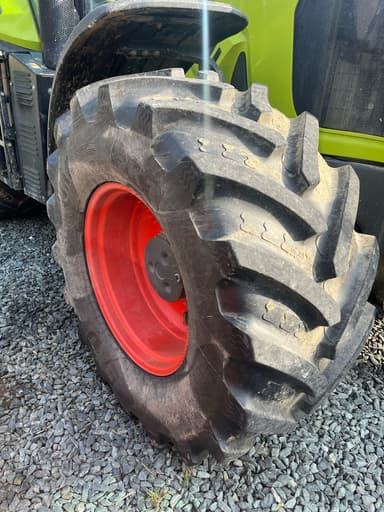 Tracteur CLAAS Axion 810 Cebis - photo 4