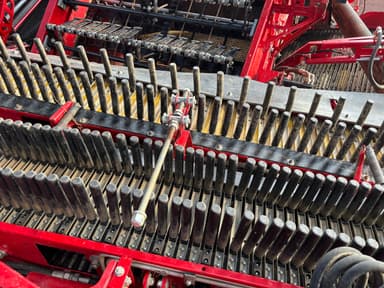 Arracheuse de pommes de terre GRIMME Evo 280 - photo 4
