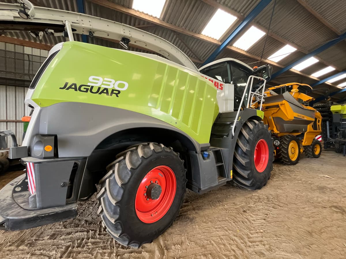 Ensileuse CLAAS JAGUAR 930 - photo principale