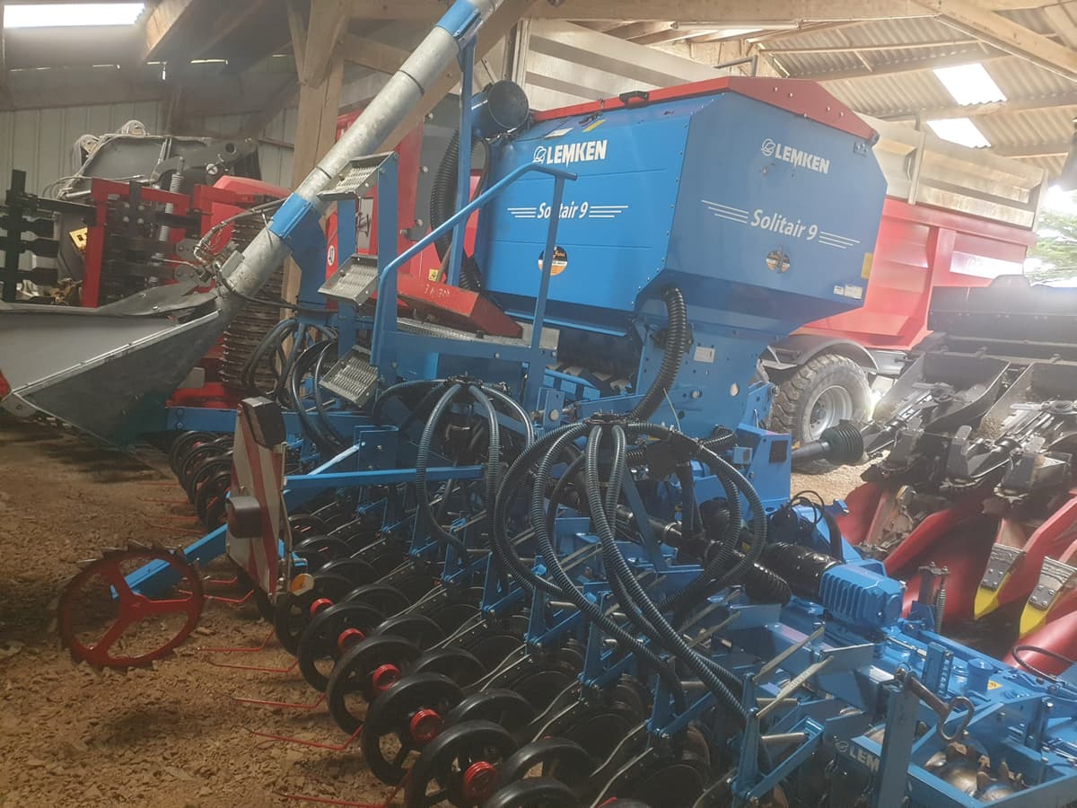 Semoir en ligne LEMKEN SOLITAIR 9 4m50 REPLIABLE - photo principale