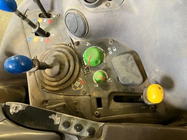 Tracteur DEUTZ FAHR AGROTRON 165.7 - photo 2