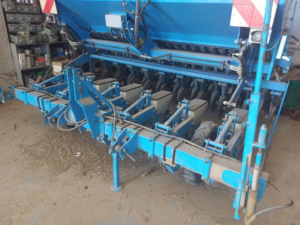 6abbcaf62badf242f60f244b