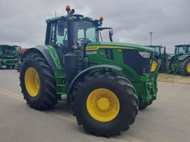 Tracteur JOHN DEERE 6M200 - photo 2