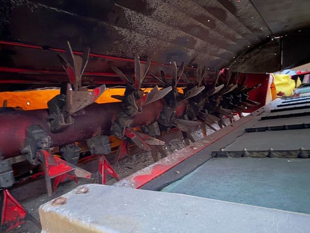picture slide 16