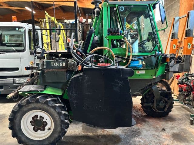 Tracteur enjambeur TECNOMA TXH 80 - photo principale