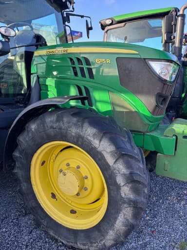 Tracteur JOHN DEERE 6 115 R - photo 3
