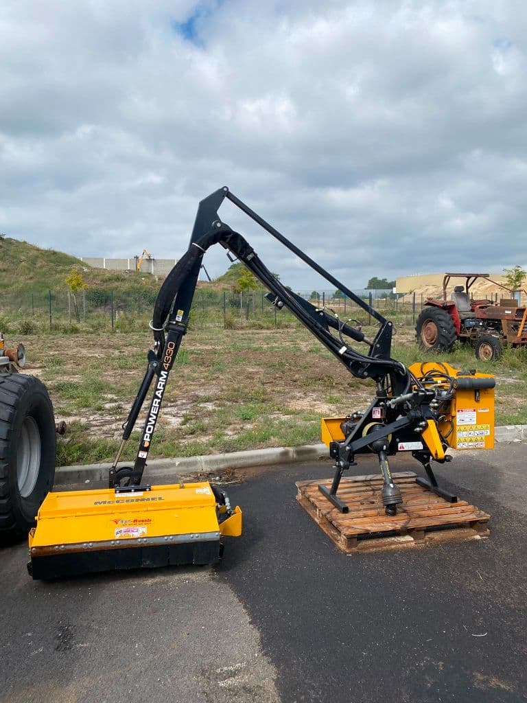 Epareuse MC CONNEL PA 4330 - photo principale