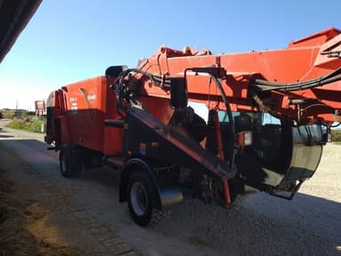 Melangeuse automotrice KUHN Spw 14 compact - photo 3
