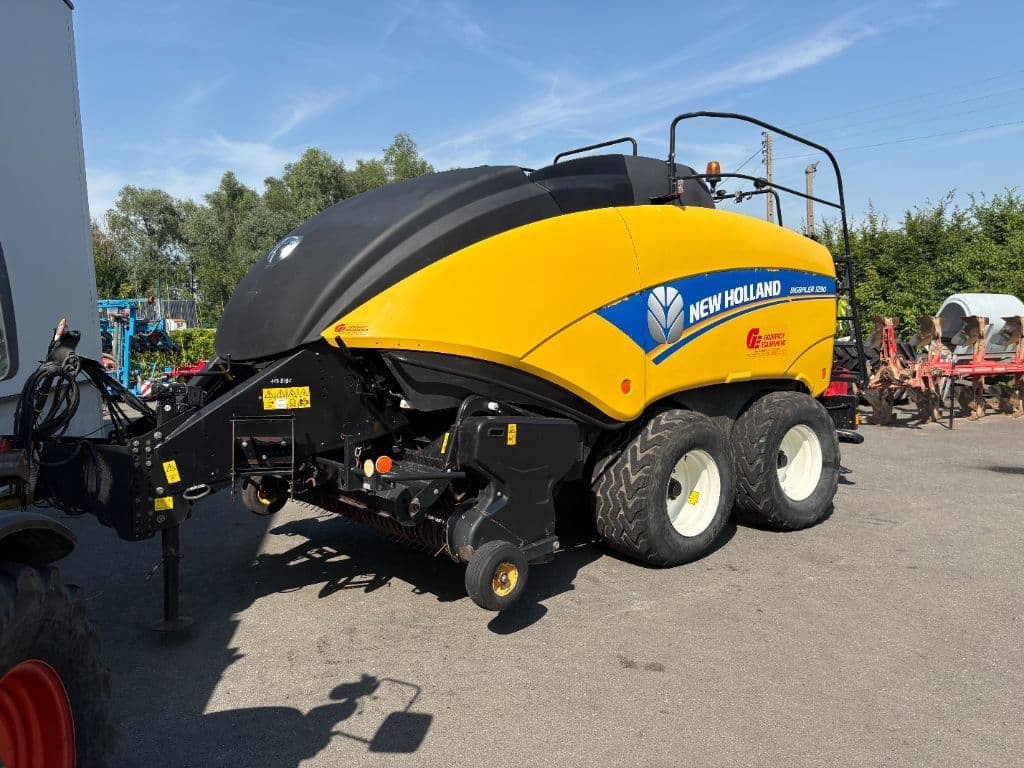 Presse haute densite NEW HOLLAND 1290 - photo principale