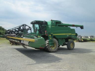 Moissonneuse JOHN DEERE T 660 - photo 3