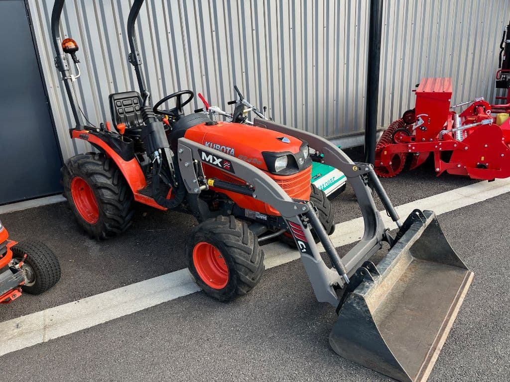 Micro tracteur KUBOTA B2420 - photo principale